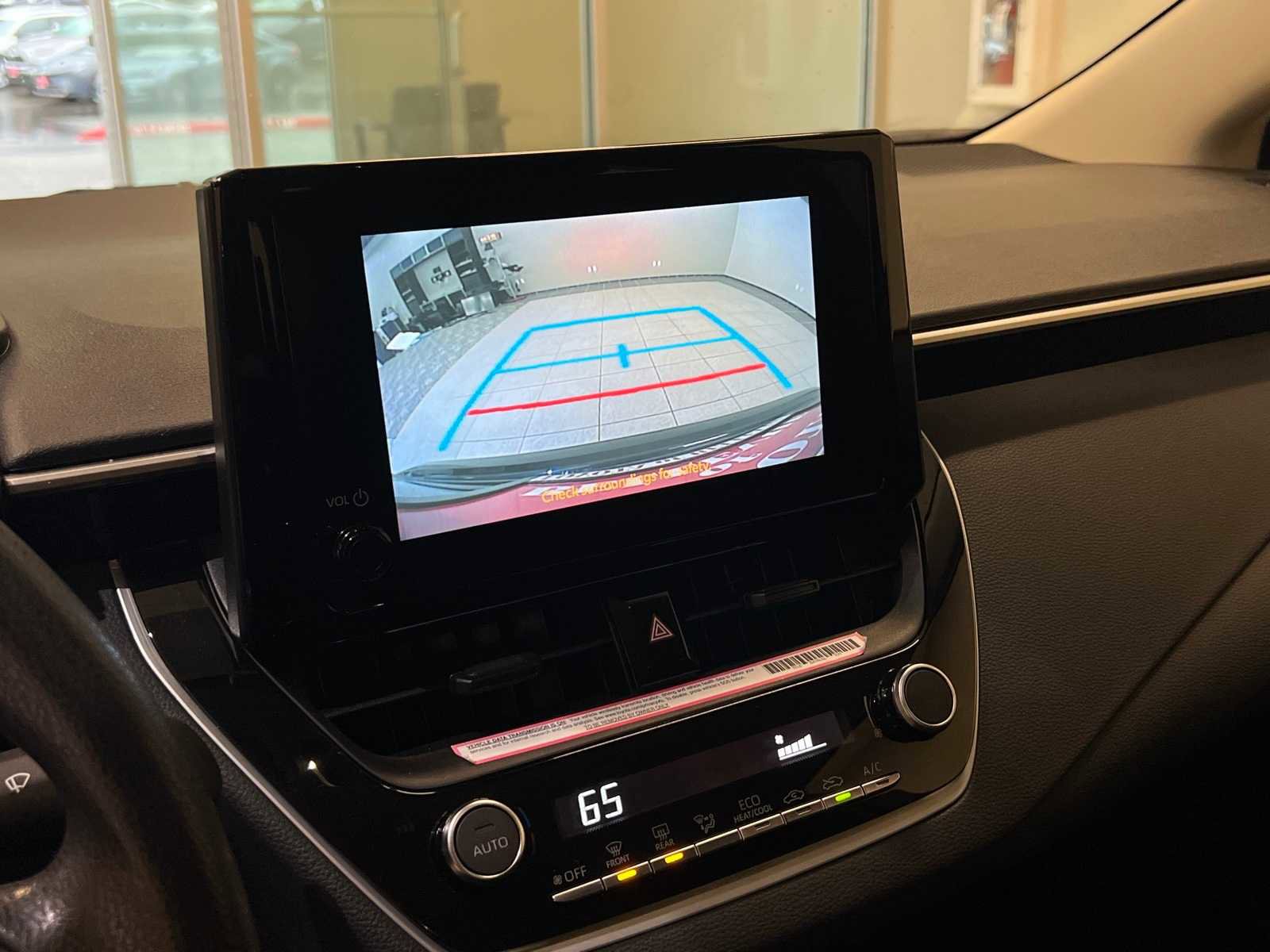 Certified 2024 Toyota Corolla LE image 25