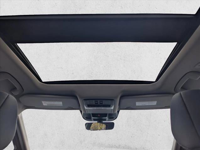 Used 2024 Nissan Rogue SL w/ SL Premium Package image 22