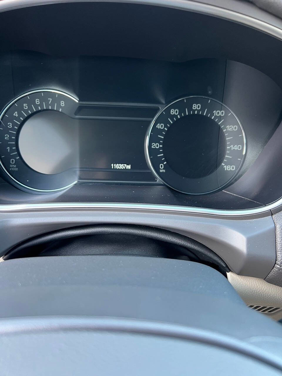 Used 2017 Lincoln MKX Select image 25