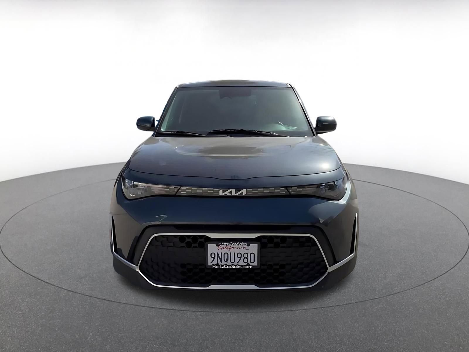 Used 2025 Kia Soul LX w/ LX Technology Package image 4