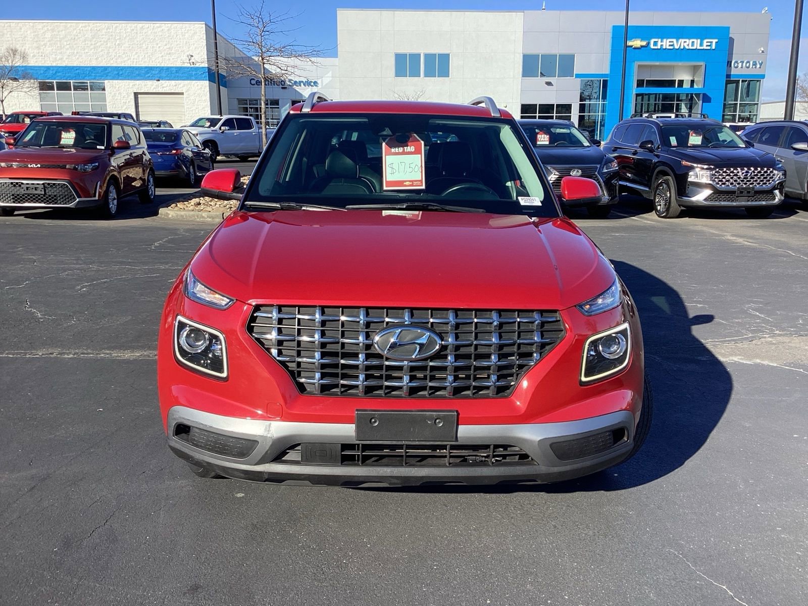 Used 2022 Hyundai Venue Limited w/ Cargo Package image 4