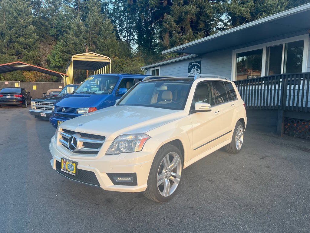 Used 2012 Mercedes-Benz GLK 350 4MATIC image 3