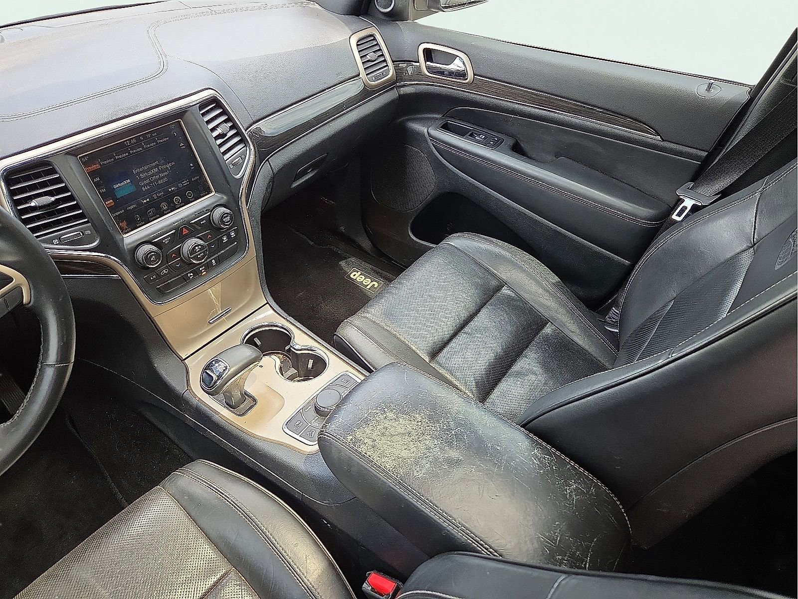 Used 2014 Jeep Grand Cherokee Overland AWD/4WD image 12