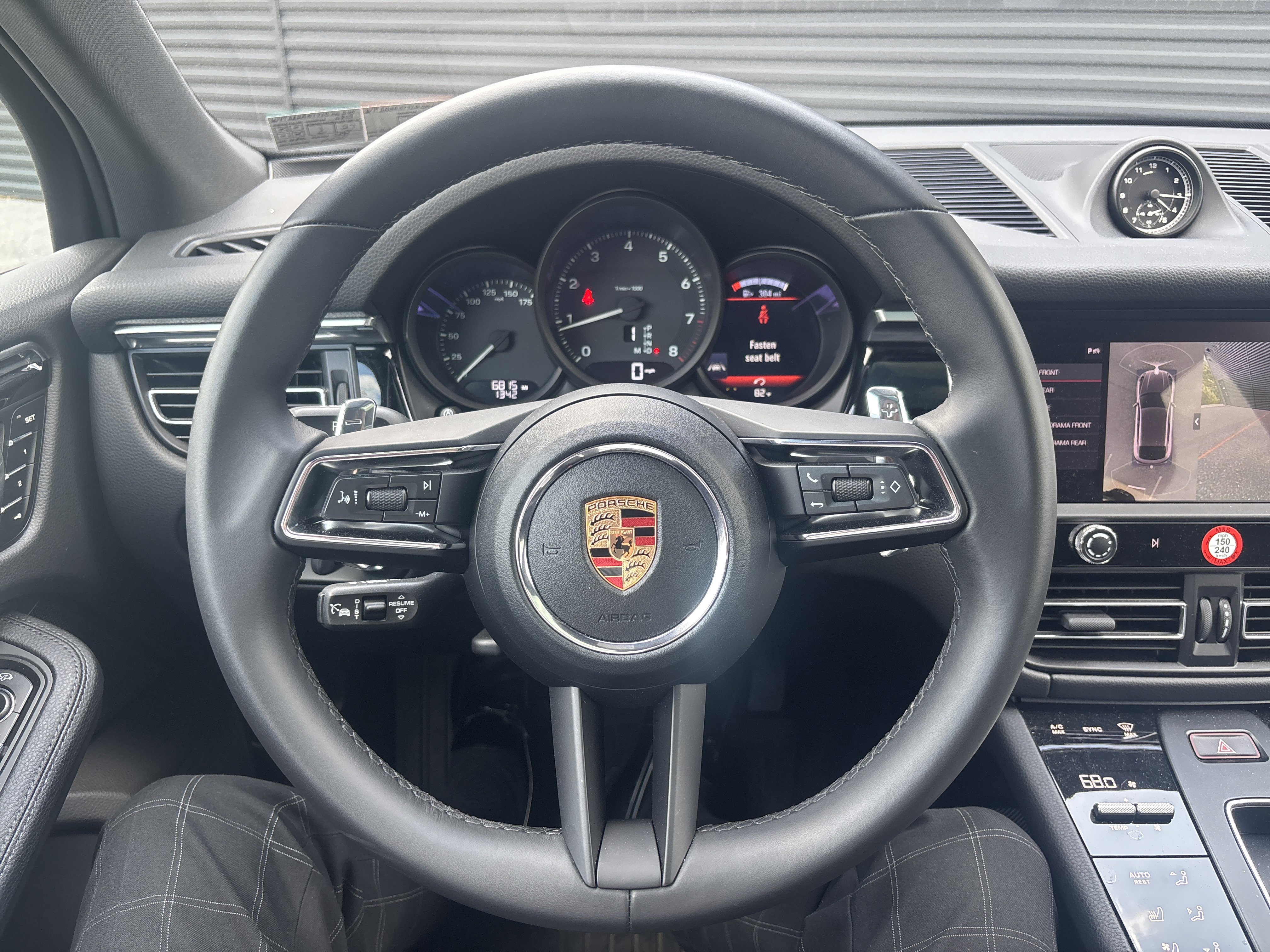 Certified 2026 Porsche Macan image 15