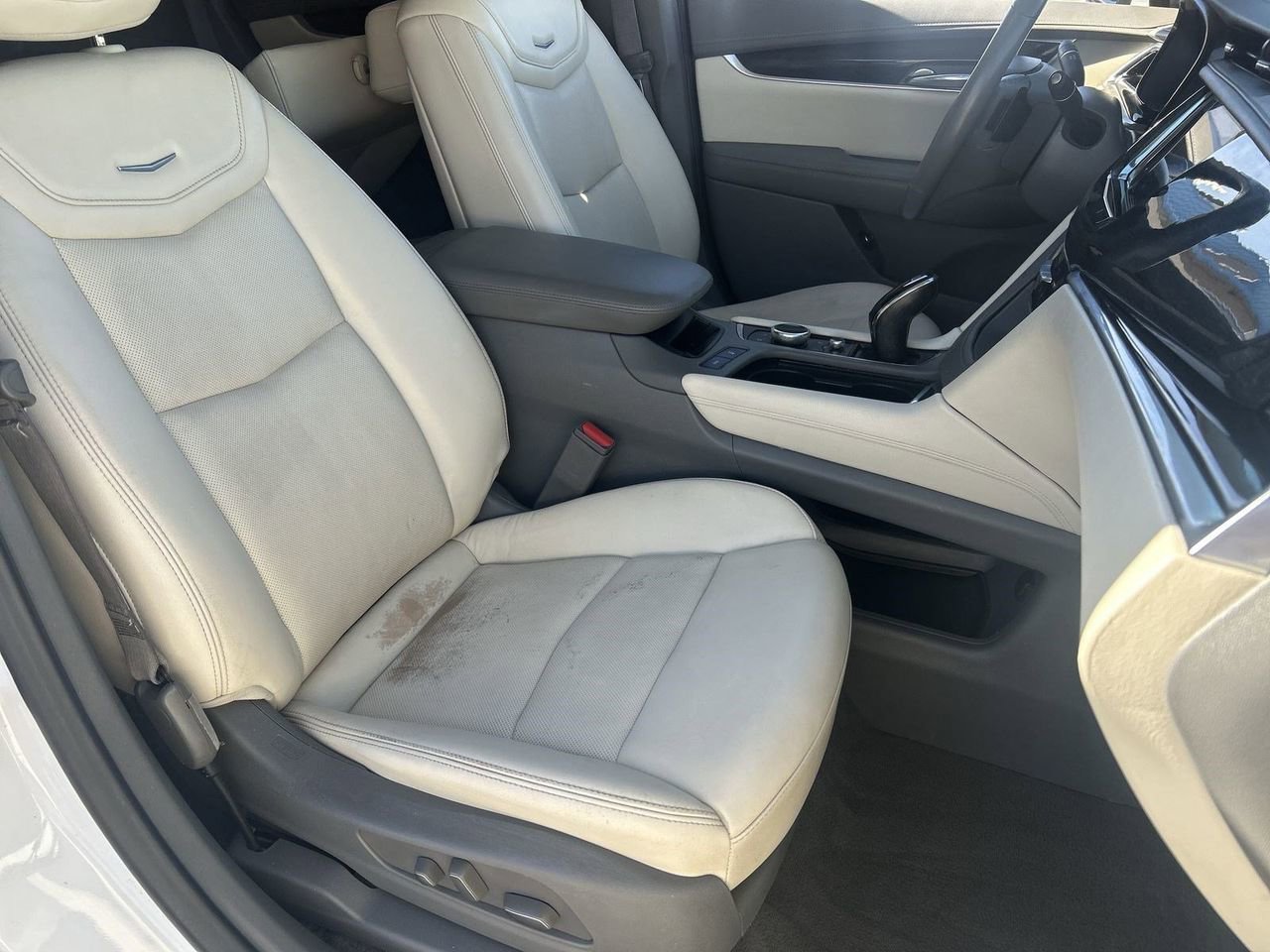 Used 2021 Cadillac XT6 Premium Luxury image 7