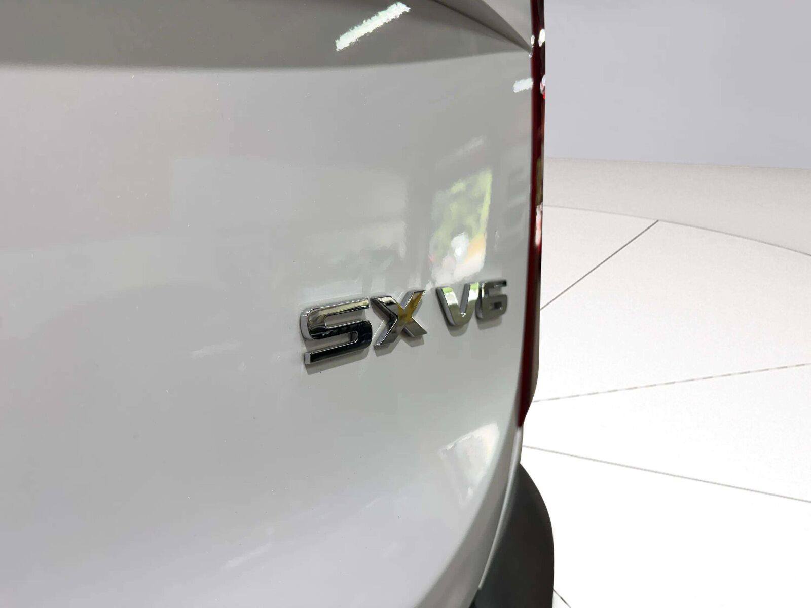 Used 2021 Kia Telluride SX w/ Towing Package FWD image 17