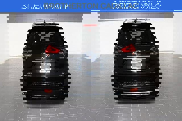 Used 2017 Nissan Rogue SL image 4