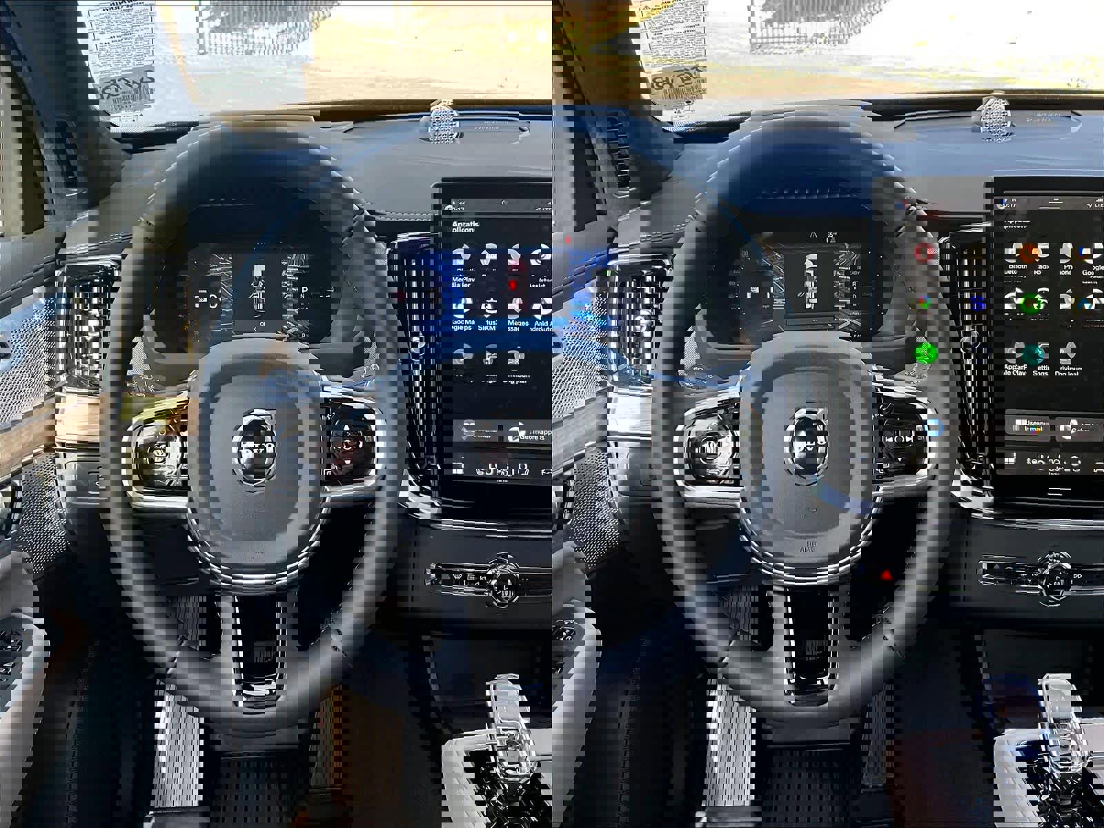 Used 2026 Volvo XC90 T8 Ultra w/ Lounge Package image 8