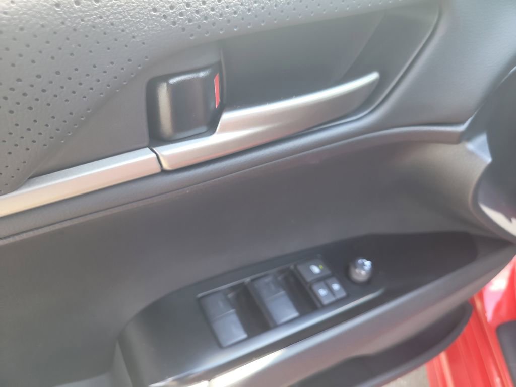 Used 2025 Toyota Camry XSE image 14