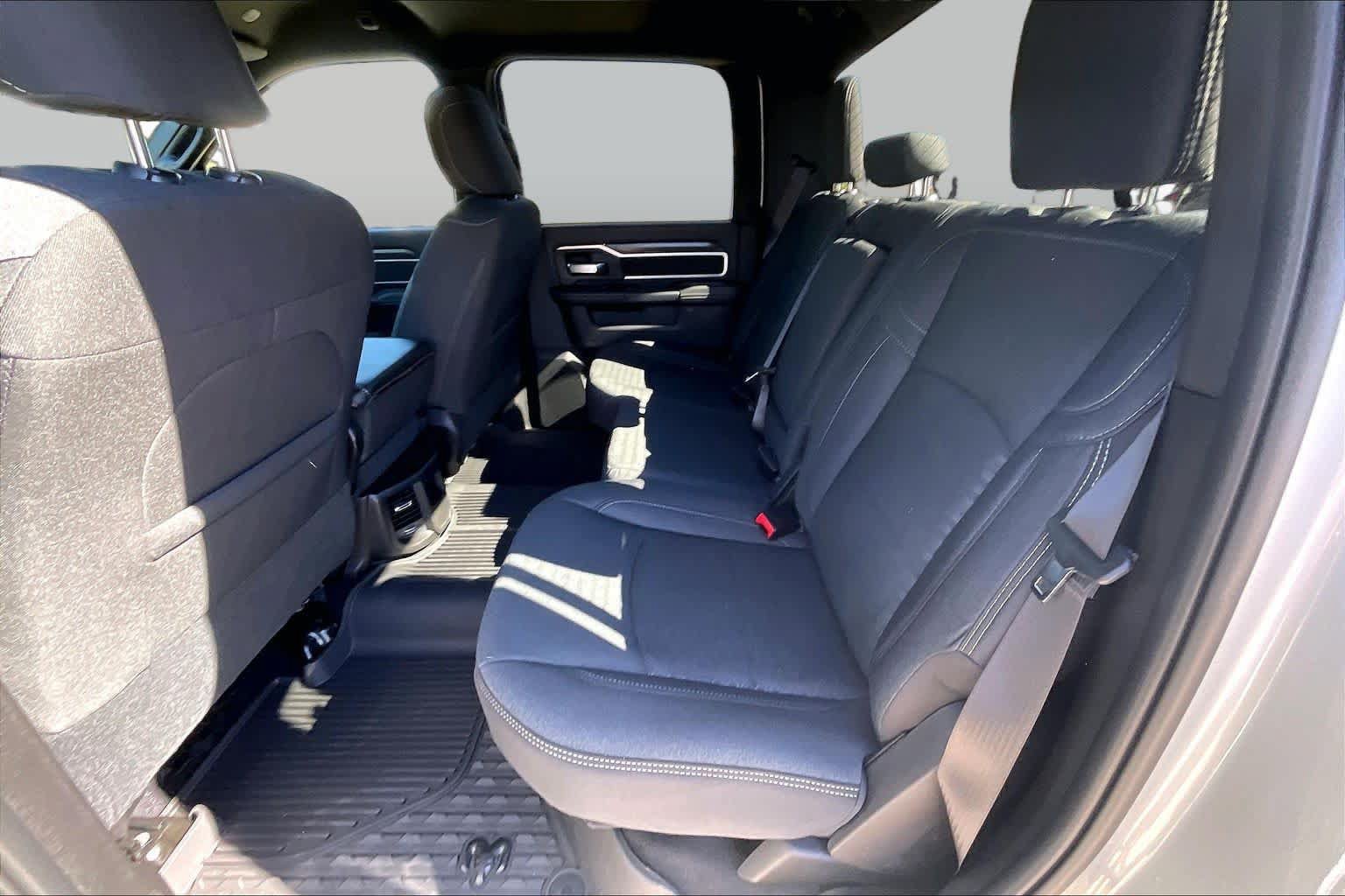 New 2027 RAM 3500 Big Horn AWD/4WD image 20