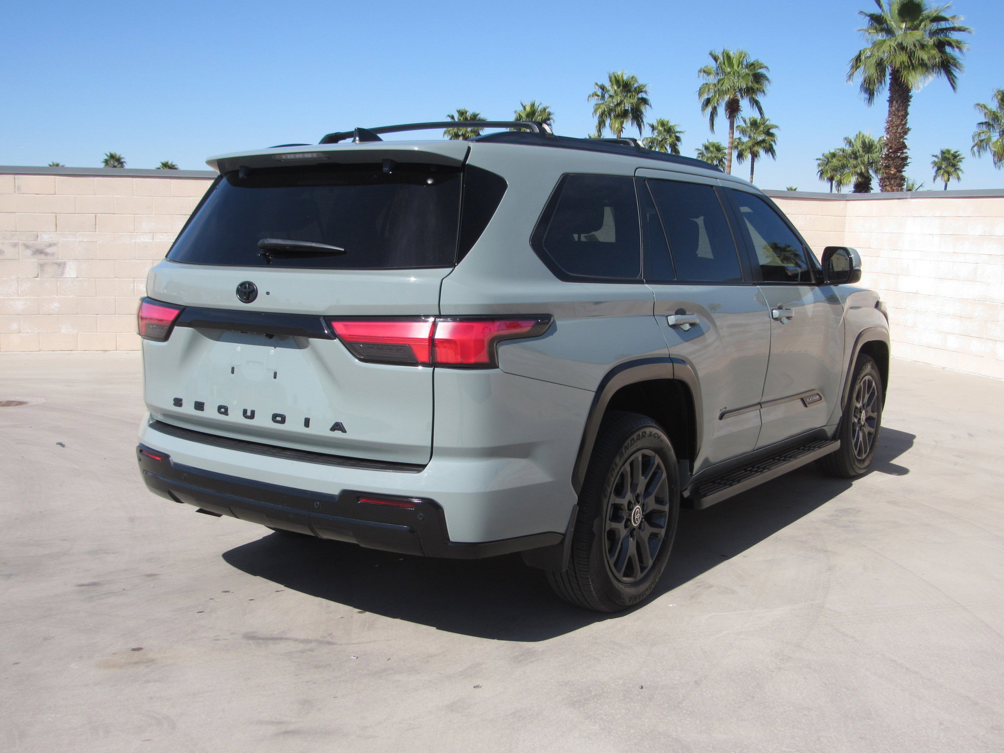 Used 2024 Toyota Sequoia Platinum image 4