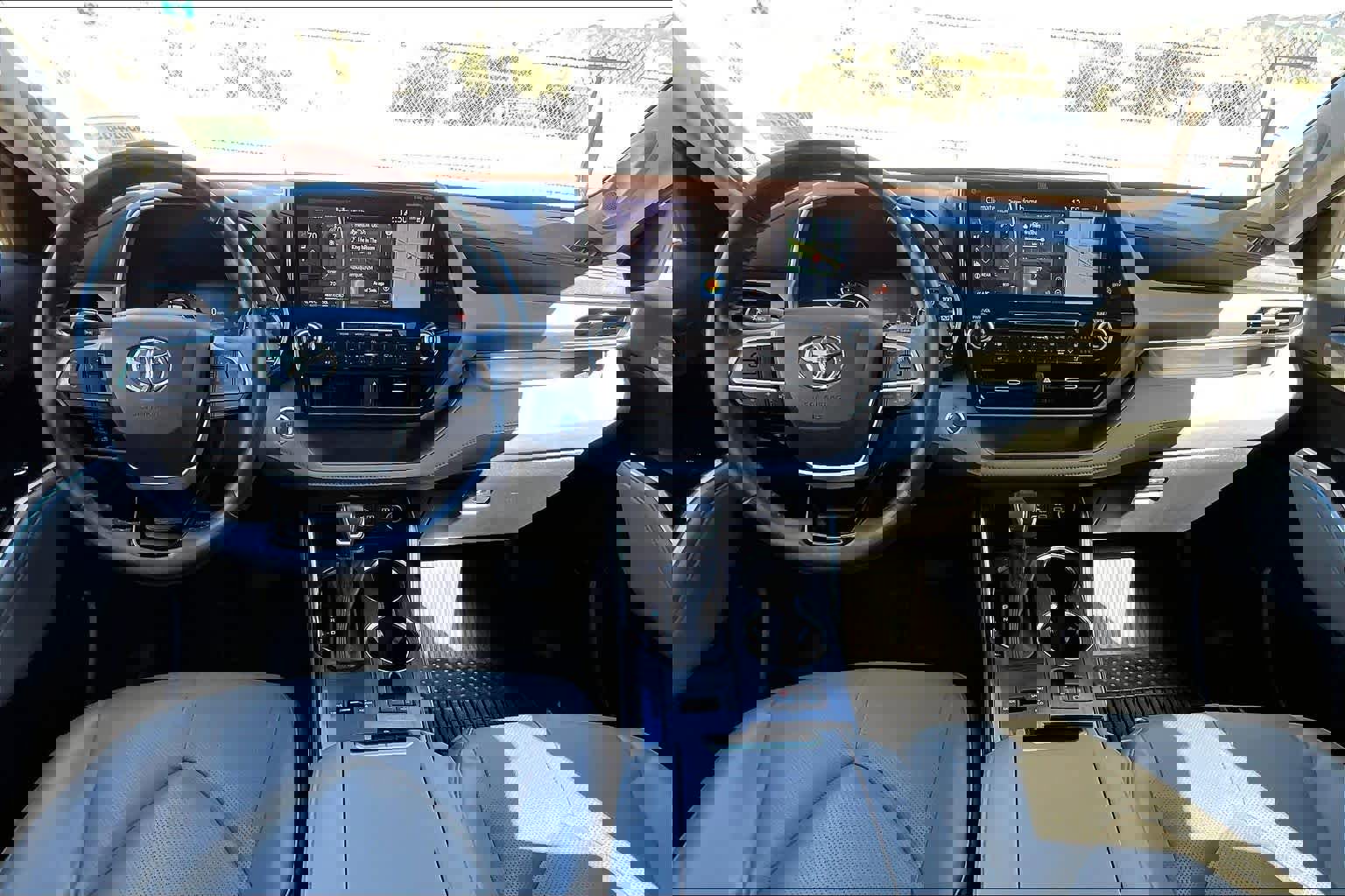 Certified 2022 Toyota Highlander Limited image 12