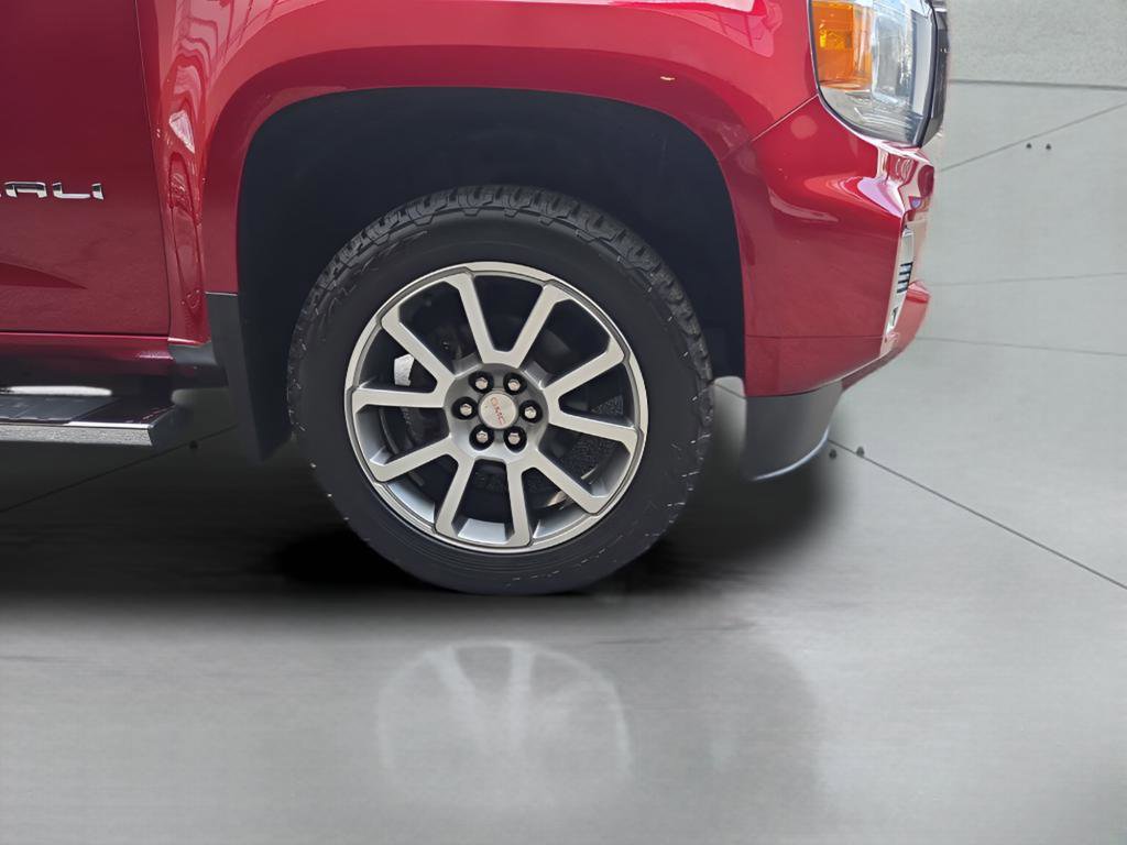 Used 2021 GMC Canyon Denali image 2