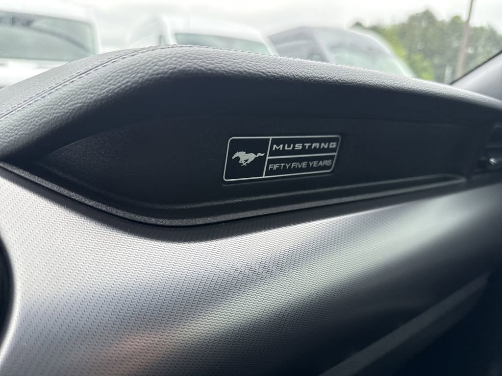 Used 2020 Ford Mustang GT Premium w/ Equipment Group 401A RWD image 26