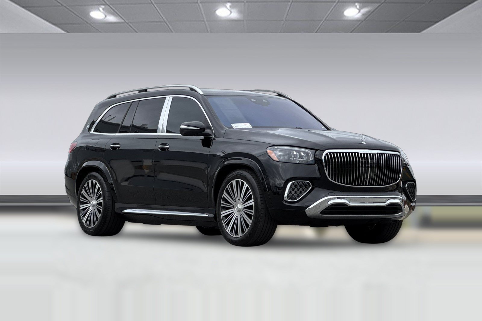 Used 2025 Mercedes-Benz Maybach GLS 600 4MATIC image 6
