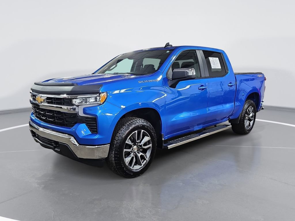 Certified 2025 Chevrolet Silverado 1500 LT AWD/4WD image 2