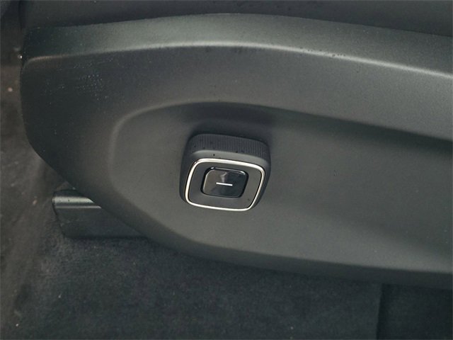 New 2025 Volvo EX90 Plus w/ Protection Package Premier image 7