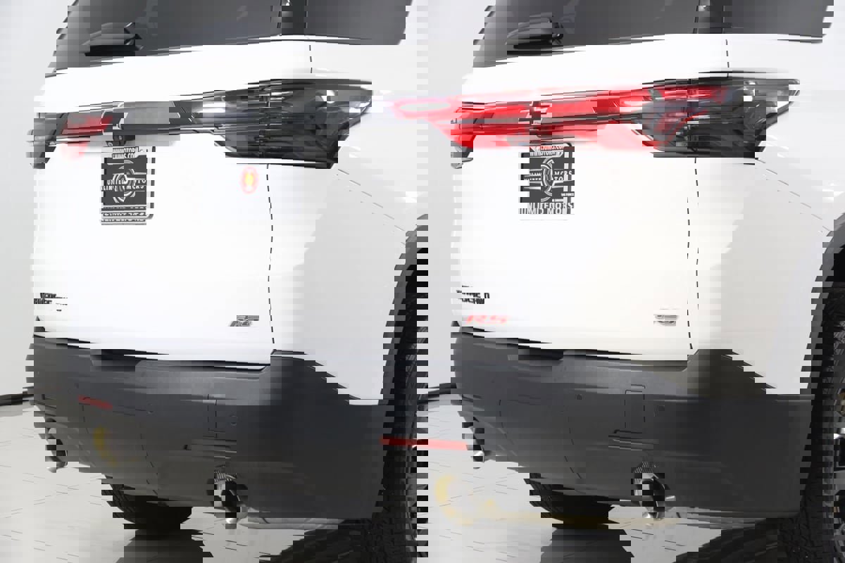 Used 2023 Chevrolet Traverse RS image 43