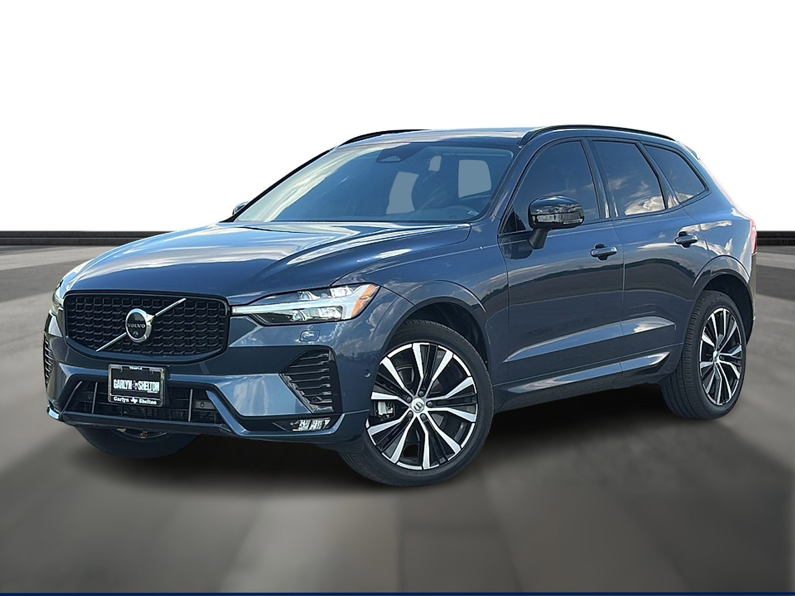 Used 2023 Volvo XC60 B5 Plus w/ Climate Package image 1