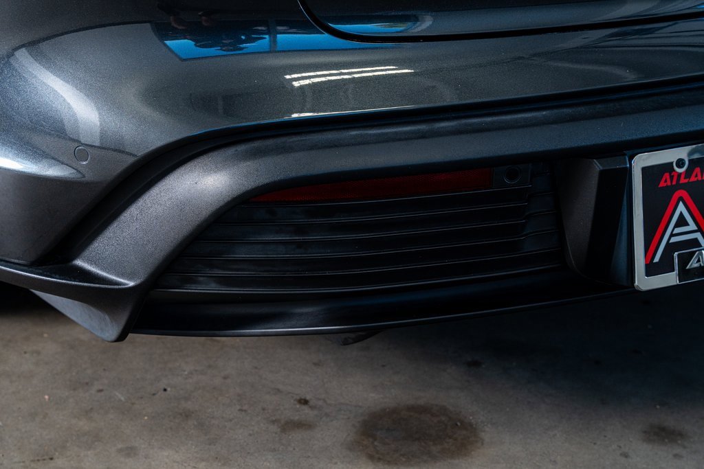 Used 2021 Porsche Taycan image 22