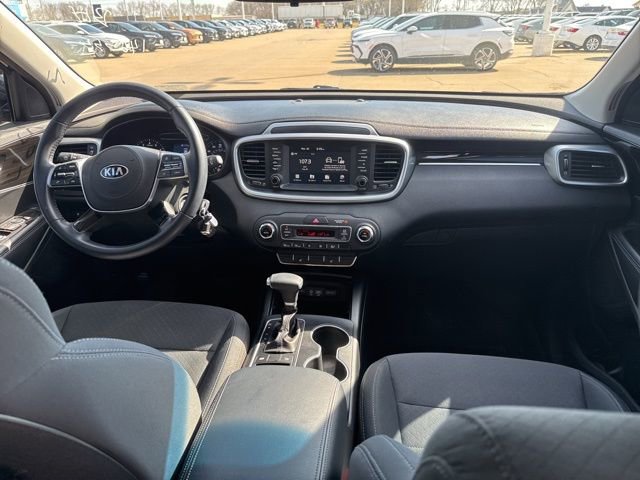 Used 2019 Kia Sorento S image 21