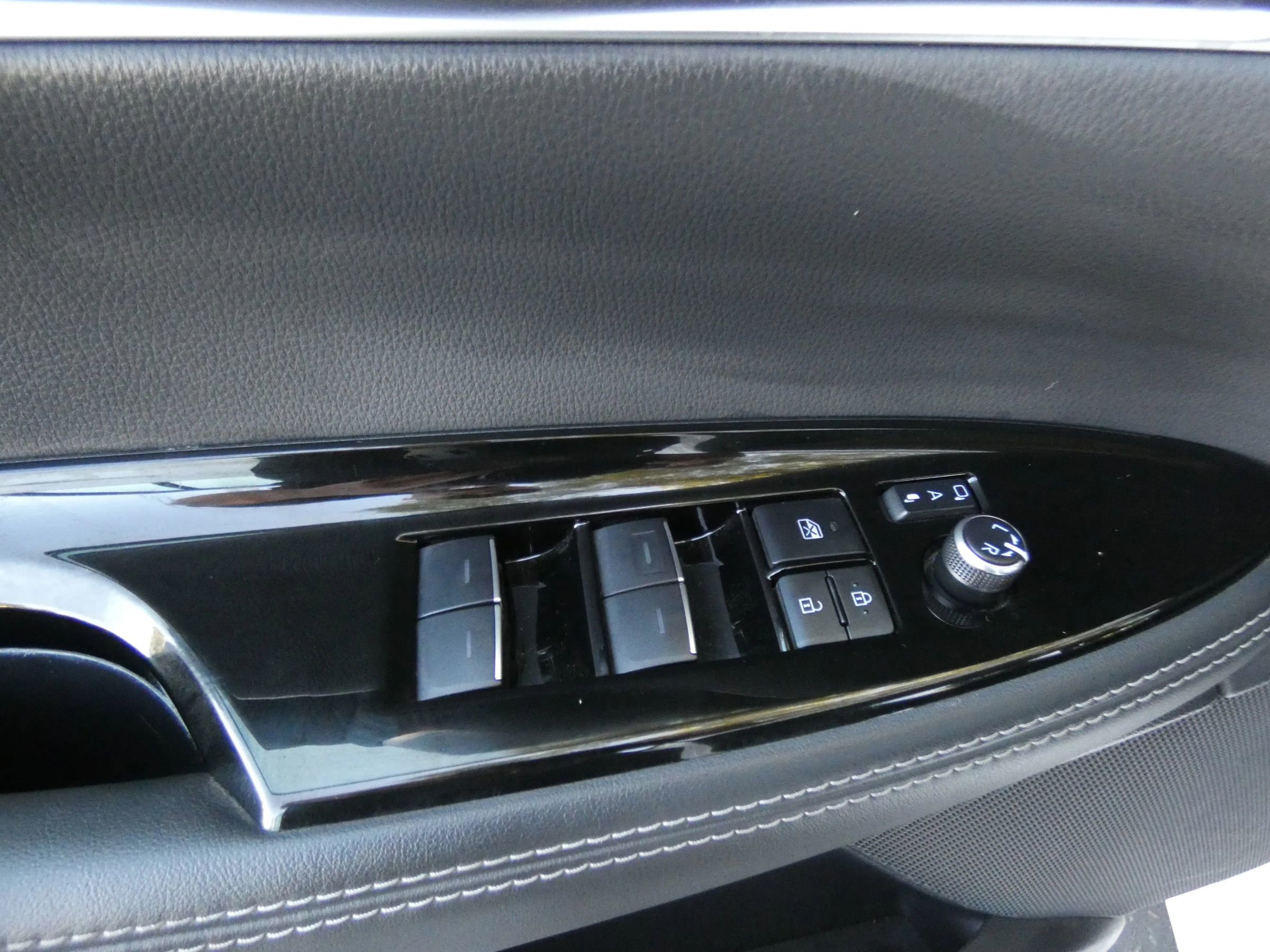 Used 2024 Toyota Mirai XLE Sedan 4D w/ Advanced Technology Package image 46