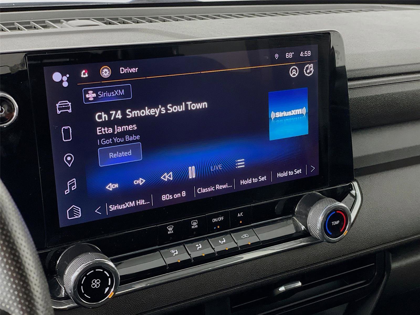 Used 2023 Chevrolet Colorado Trail Boss image 18