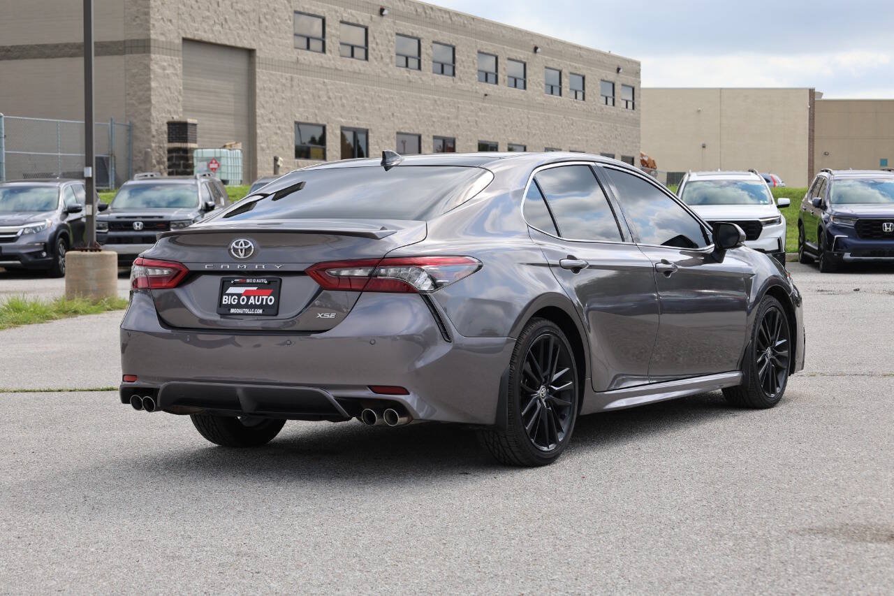 Used 2022 Toyota Camry XSE w/ Navigation Package FWD image 9