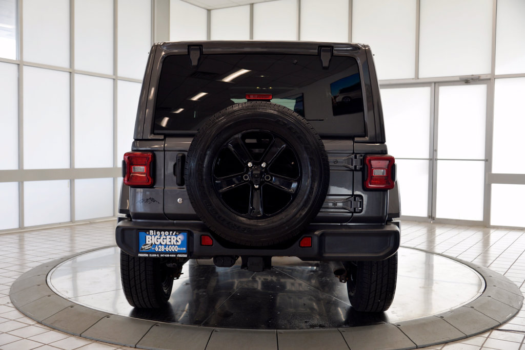 Used 2019 Jeep Wrangler Unlimited Sahara AWD/4WD image 7