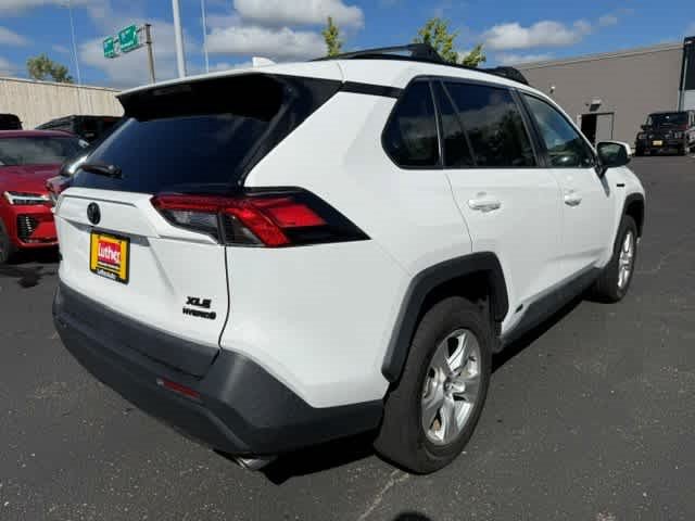 Used 2020 Toyota RAV4 XLE w/ Convenience Package AWD/4WD image 6