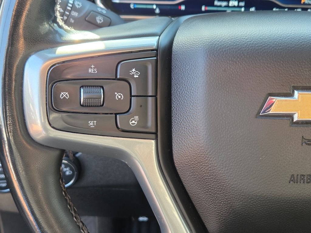 Used 2023 Chevrolet Silverado 1500 LT AWD/4WD image 31