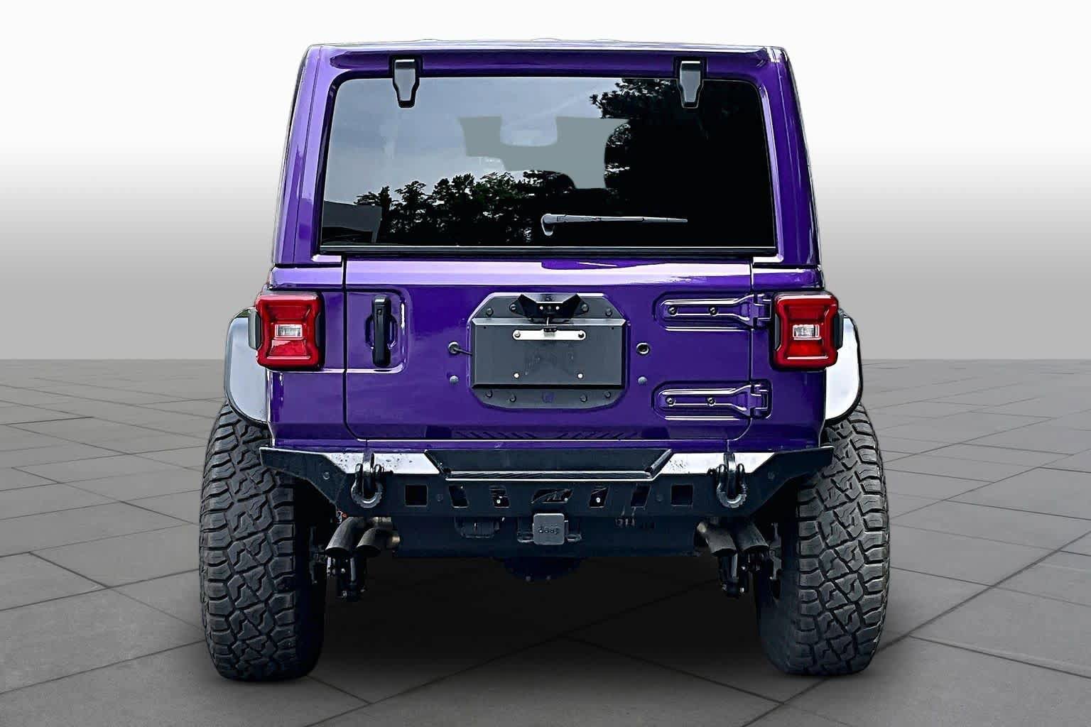 Used 2023 Jeep Wrangler Unlimited Rubicon 392 w/ Trailer Tow Package AWD/4WD image 5