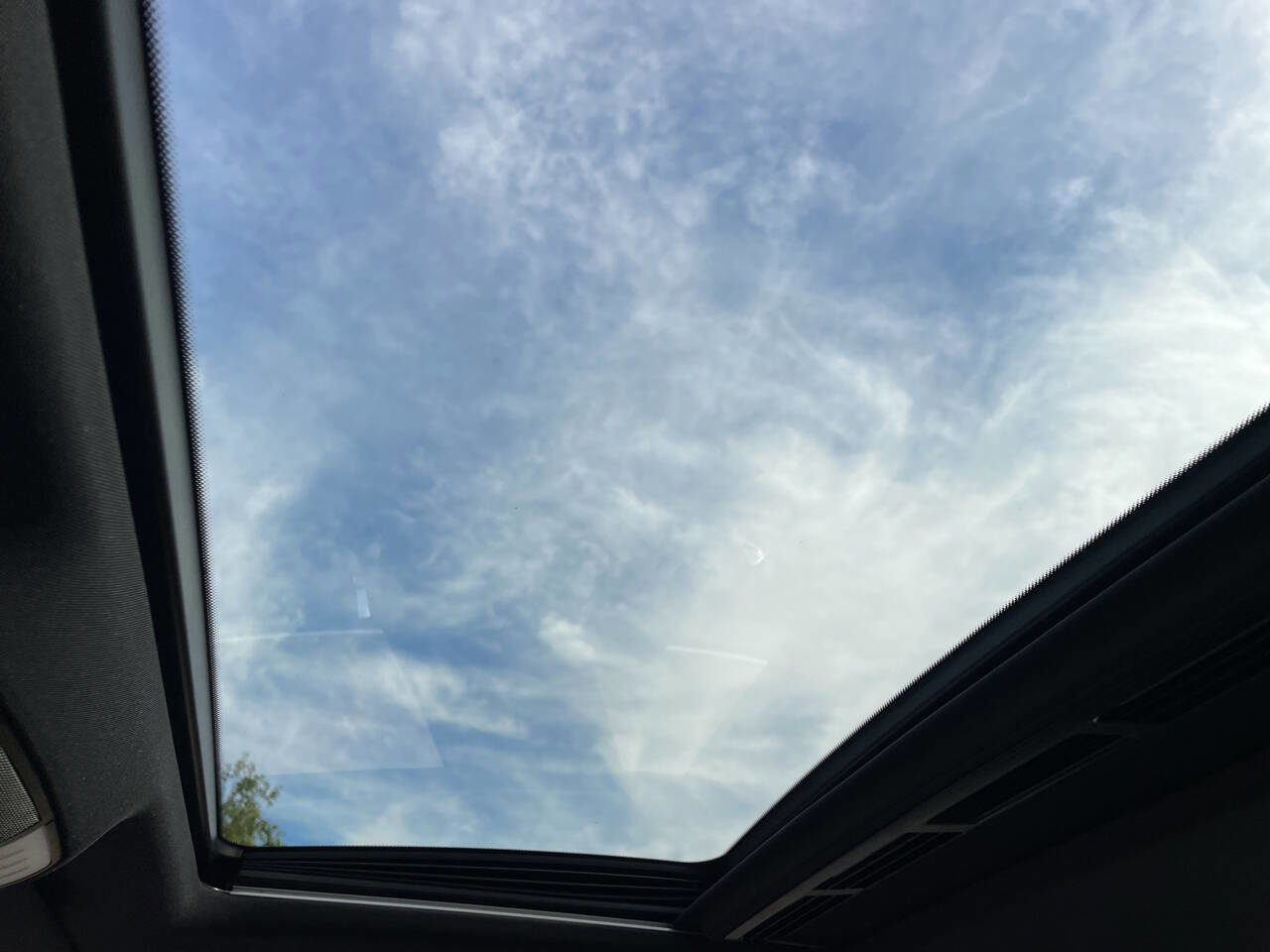 Used 2012 Mercedes-Benz CLS 550 CLS 550 4MATIC AWD 4dr Sedan image 30