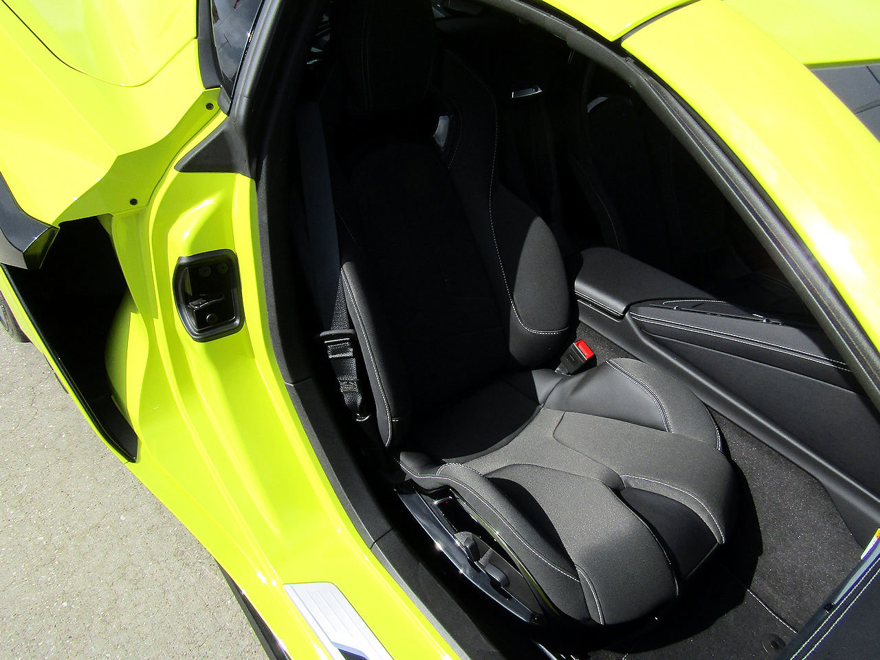 Used 2024 Chevrolet Corvette Z06 image 12