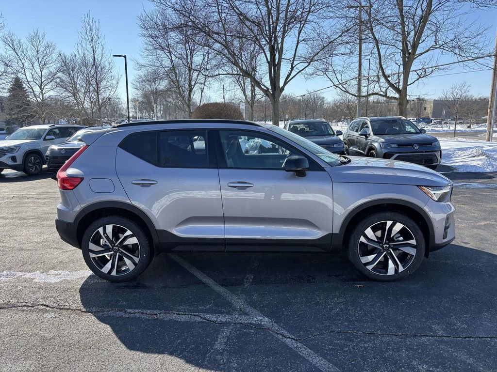 New 2026 Volvo XC40 B5 Ultra w/ Protection Package Premier image 8