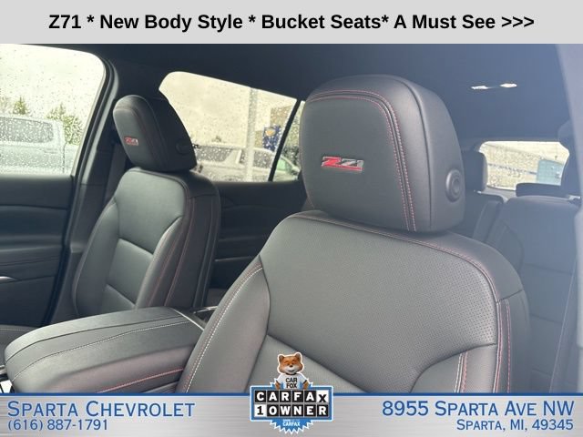 Used 2025 Chevrolet Traverse Z71 AWD/4WD image 10