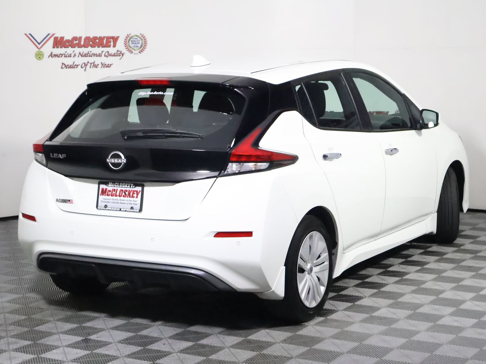 Used 2025 Nissan Leaf S FWD image 5