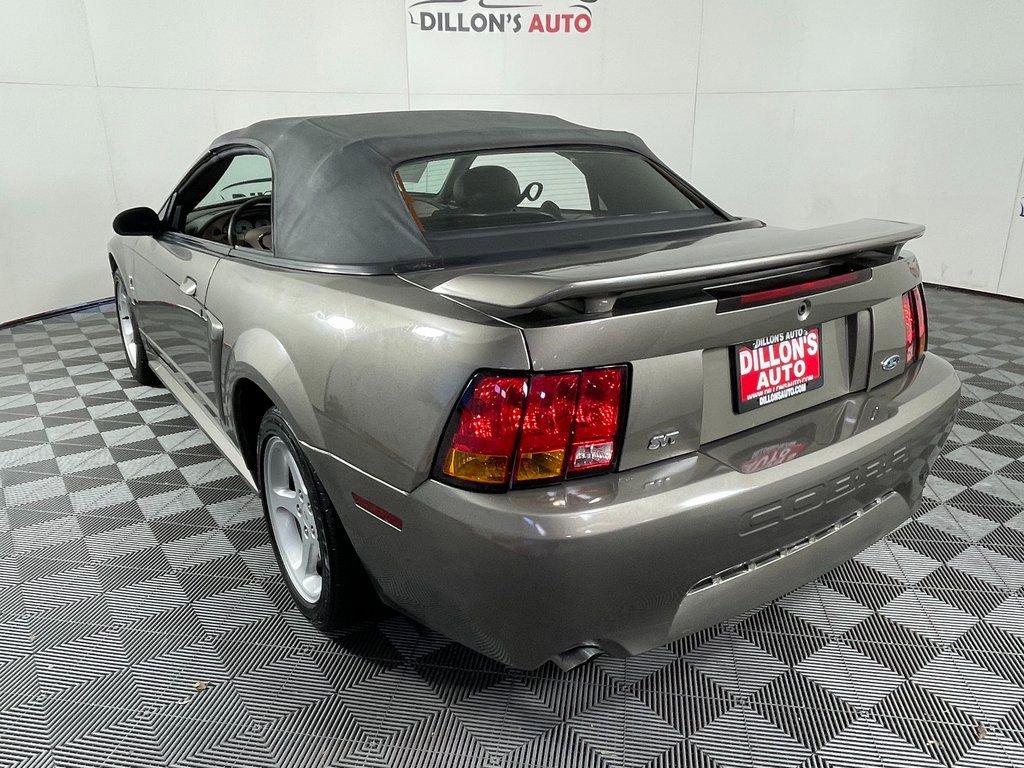 Used 2001 Ford Mustang Cobra RWD image 4