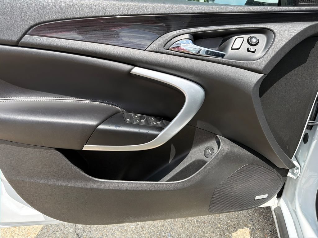 Used 2017 Buick Regal Premium FWD image 11