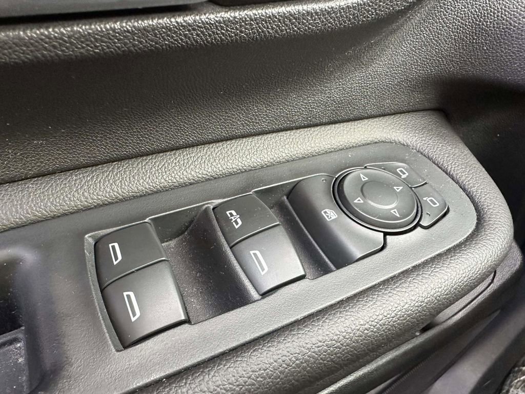 Used 2020 GMC Terrain SLE w/ Driver Convenience Package image 33