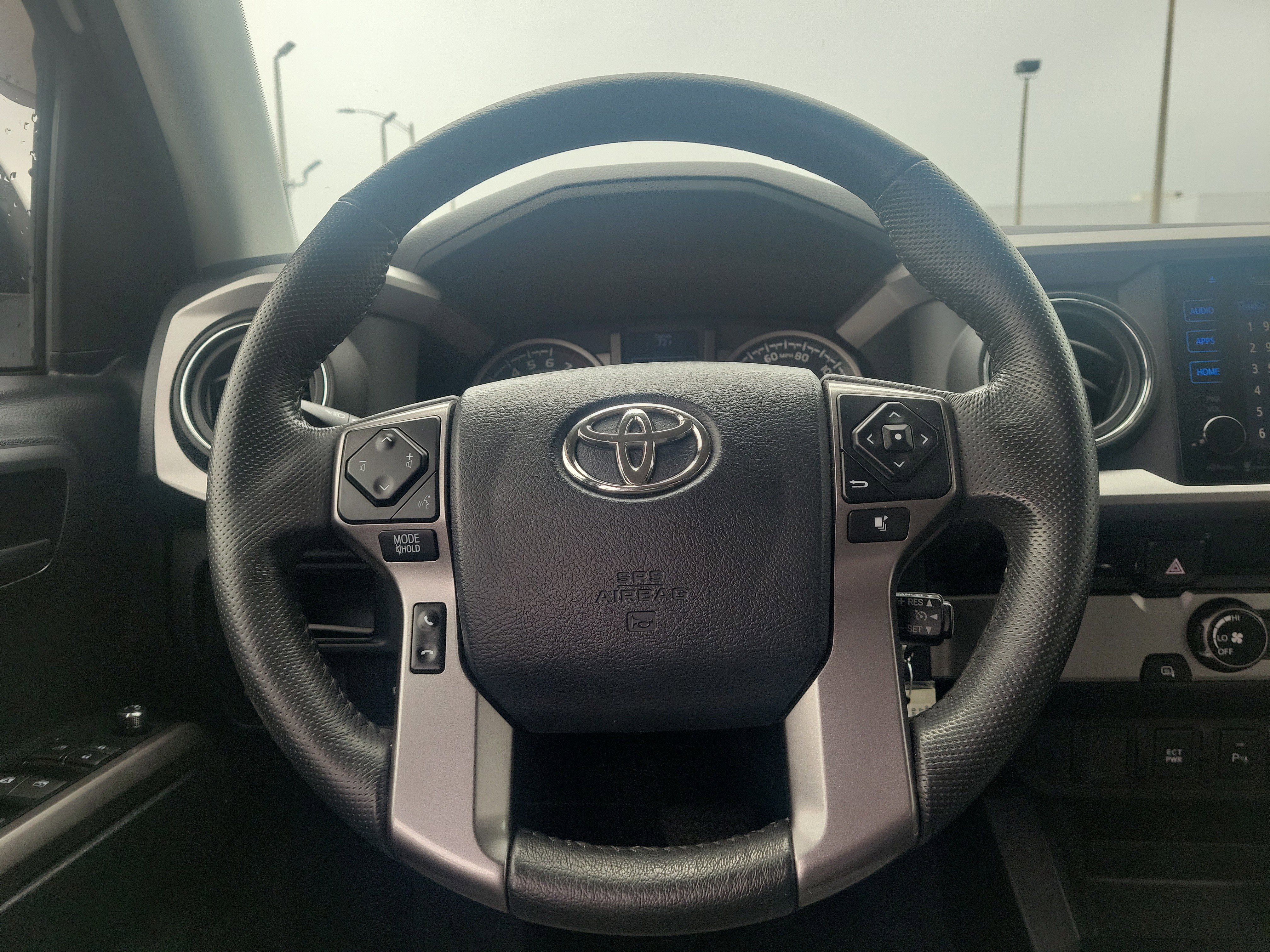 Used 2017 Toyota Tacoma SR5 w/ Tow Package image 18