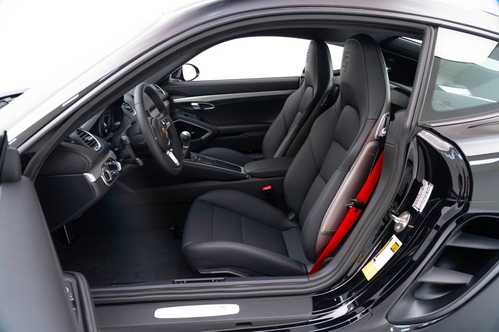 New 2025 Porsche 718 Cayman S image 17