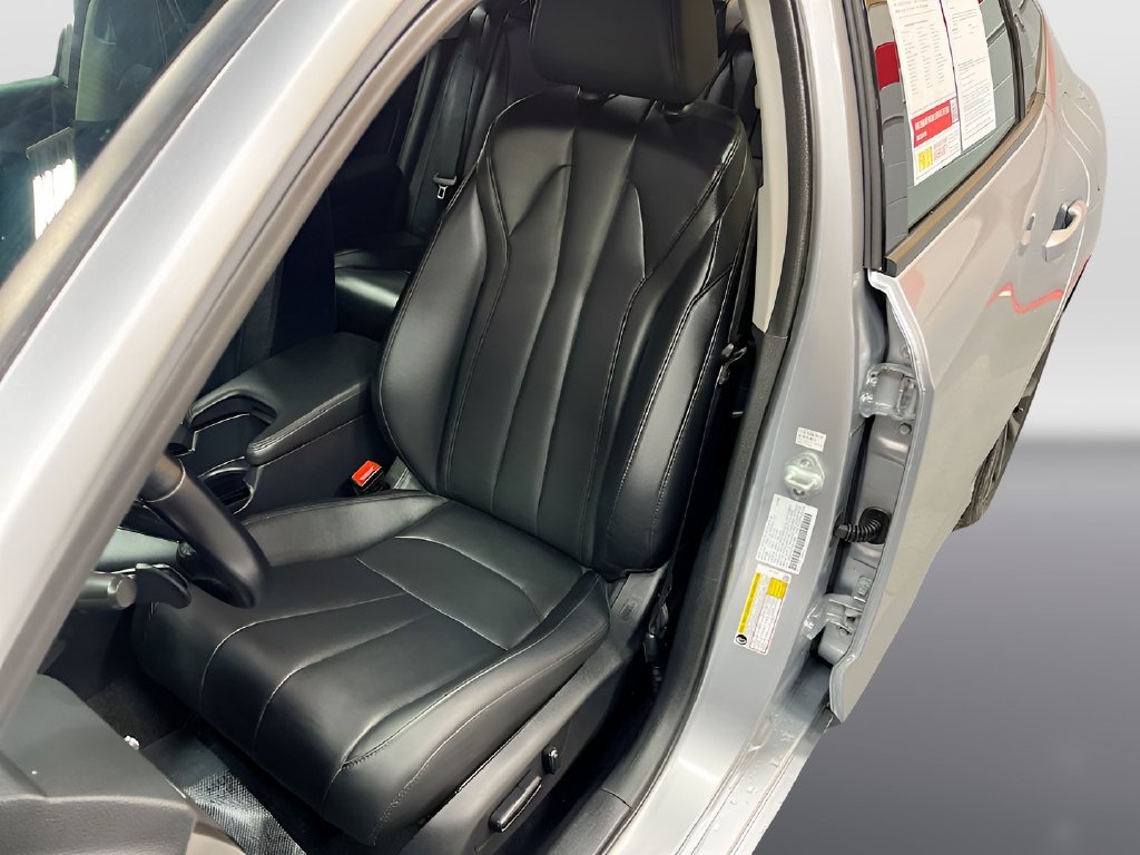 Used 2025 Acura Integra FWD image 18