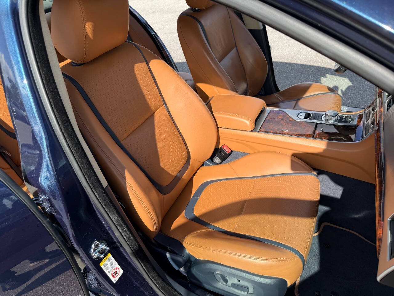 Used 2013 Jaguar XF 3.0 AWD/4WD image 34
