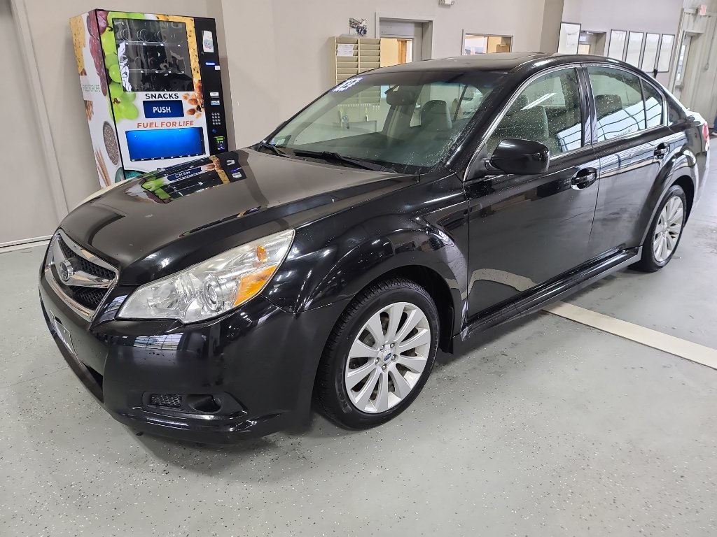 Used 2012 Subaru Legacy 2.5i Limited image 2
