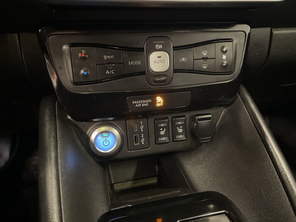 Used 2021 Nissan Leaf SV image 22
