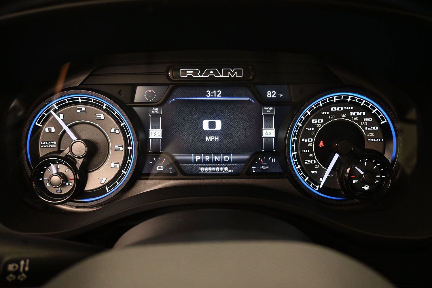 Used 2022 RAM 1500 Limited w/ Body Color Bumper Group AWD/4WD image 27