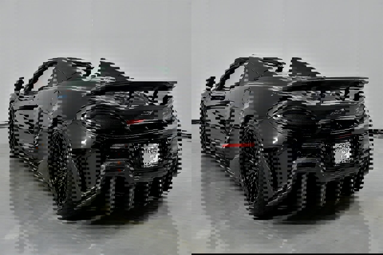 Used 2020 McLaren 600LT Spider image 11