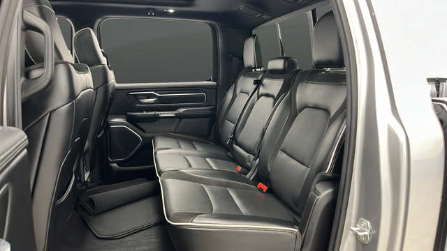 Used 2025 RAM 1500 Laramie w/ Sport Appearance Package AWD/4WD image 22