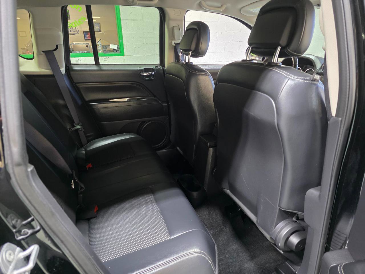 Used 2017 Jeep Compass Latitude image 22